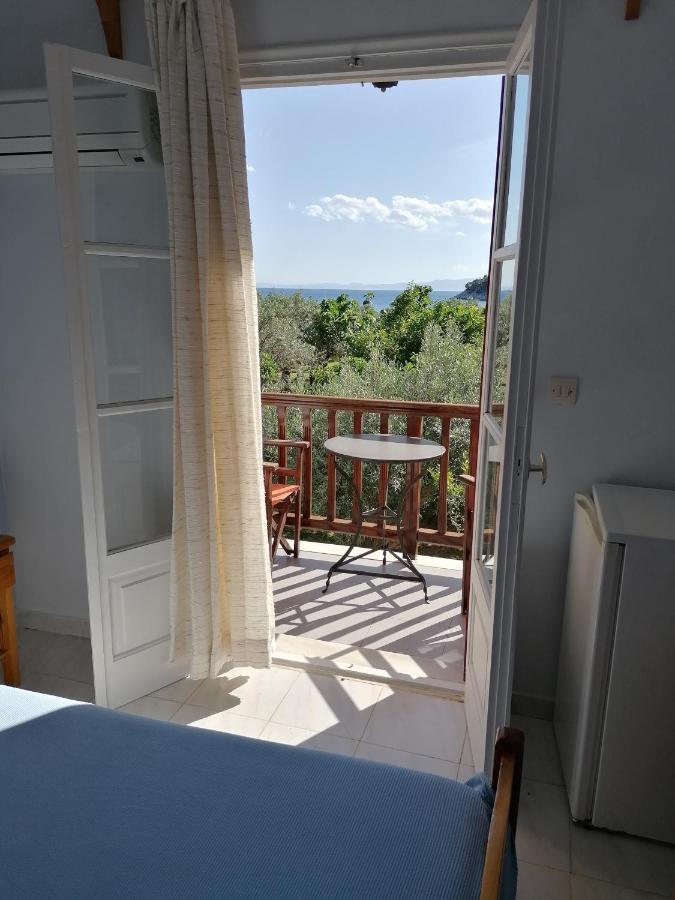 Limnonari Beach Rooms Skopelos Town Exterior foto